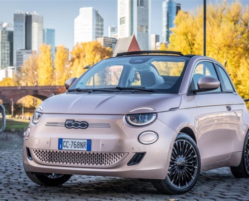 Fiat 500 Elektro schneidet im neuen Auto Bild TÜV-Report am besten ab